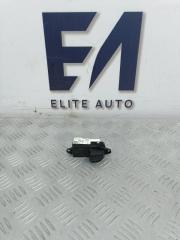 Кнопка стеклоподъемника передняя правая MAzda CX-9 2012