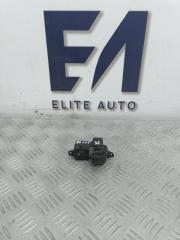 Кнопка стеклоподъемника задняя левая MAzda CX-9 2012