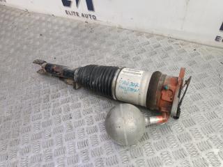 Стойка амортизатора пневмо задняя правая Phaeton 2002 3.2