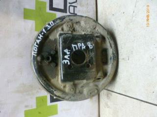 Запчасть щит опорный задний правый Renault Logan 2006