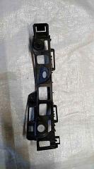 Запчасть направляющая бампера задняя правая Opel Zafira 2005-2012