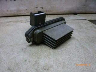 Запчасть резистор отопителя Mazda 3 2002-2009