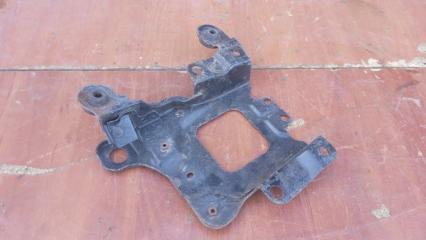 Запчасть кронштейн воздушного фильтра Mazda 3 2002-2009