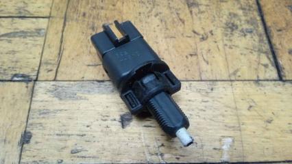 Запчасть датчик включения стоп-сигнала Mitsubishi Lancer 9 2003-2008