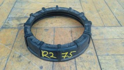 Запчасть гайка топливного насоса Skoda Fabia 2 2007-2015