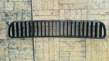 Запчасть решетка в бампер центральная Skoda Fabia 2 2007-2015