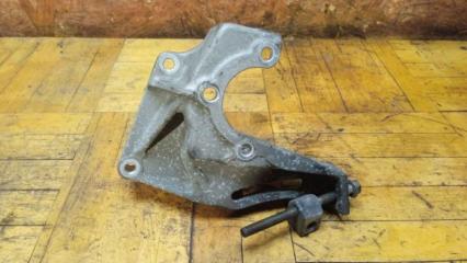 Запчасть кронштейн гидроусилителя Subaru Forester 1997-2000