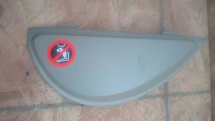 Запчасть накладка торпедо боковая правая Volvo XC90 2002-2015