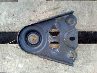 Запчасть кронштейн балки передний Volvo XC90 2002-2015