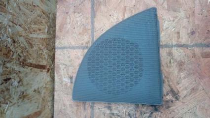 Запчасть решетка динамика на полку правая Honda Civic 2006-2012