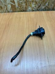 Кнопка аварийной сигнализации Nissan Navara 2005-2015