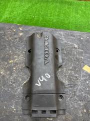 Запчасть крышка двигателя Volvo S40