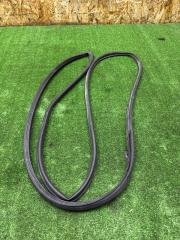 Запчасть уплотнитель двери передний правый Geely Emgrand EC7 2011-2016