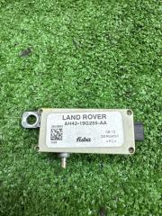Запчасть усилитель антенны Land Rover RANGE ROVER 2010