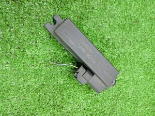 Фото запчасти усилитель антенны Land Rover RANGE ROVER 2010 контрактная запчасть Запчасть усилитель антенны Land Rover RANGE ROVER 2010