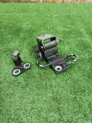 Запчасть петля двери задняя правая Volkswagen Passat CC 2008-2017