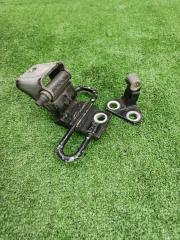 Запчасть петля двери задняя левая Volkswagen Passat CC 2008-2017