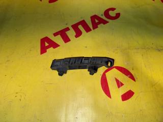 Крепление бампера переднее правое HONDA Fit GD1 L13A