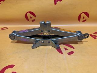 Домкрат NISSAN Sunny 2000