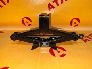 Домкрат SUBARU Forester 2006