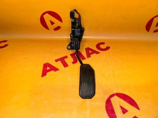 Педаль газа TOYOTA Camry 2006