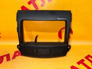 Запчасть консоль магнитофона MITSUBISHI Outlander 2008 CW5W 4B12 контрактная Консоль магнитофона MITSUBISHI Outlander 2008 CW5W 4B12 контрактная