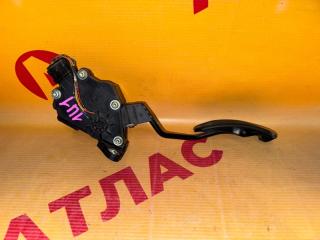 Педаль газа TOYOTA Camry