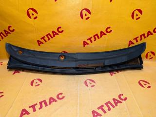 Решетка под лобовое стекло TOYOTA Ist 2002