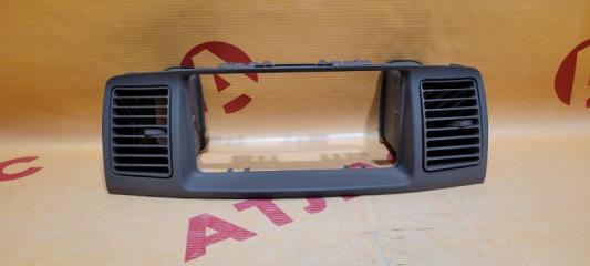 Консоль магнитофона TOYOTA Corolla 2002