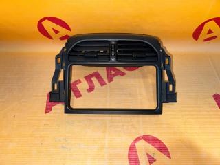 Консоль магнитофона TOYOTA RAV4 2004