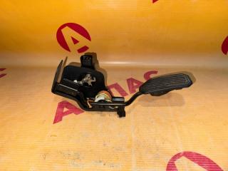 Педаль газа TOYOTA Avensis 2006