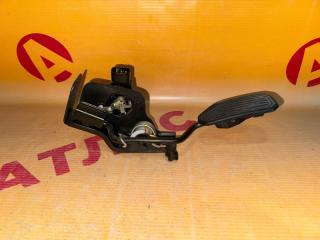 Педаль газа TOYOTA Avensis 2005