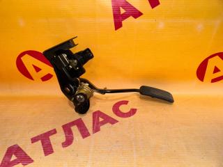 Педаль газа TOYOTA Vitz 2004