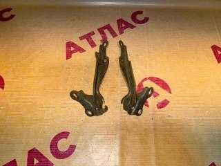 Кронштейн капота TOYOTA Funcargo 2003