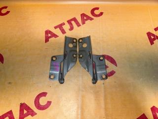 Кронштейн капота NISSAN Sunny 2000