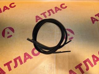 Молдинг крыши TOYOTA Ist 2002