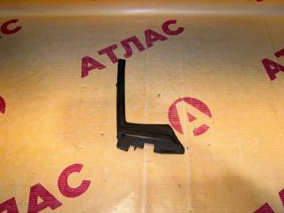 Уголок жабо правый TOYOTA Vitz 2011