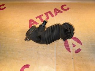 Патрубок воздушного фильтра TOYOTA Corolla Fielder 2008