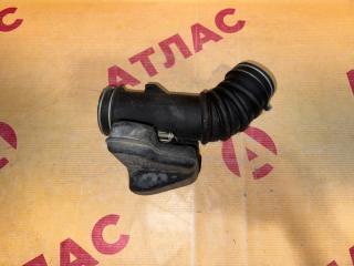 Патрубок воздушного фильтра TOYOTA Corolla Spacio 1998