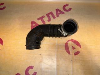Патрубок воздушного фильтра TOYOTA Ist 2003