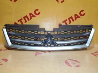 Решетка радиатора MITSUBISHI Outlander 2009