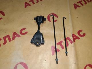 Крепление аккумулятора NISSAN X-Trail