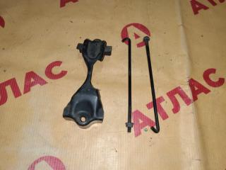 Крепление аккумулятора NISSAN X-Trail