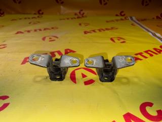 Петля двери передняя левая MITSUBISHI Outlander CW5W 4B12 Петля двери передняя левая MITSUBISHI Outlander CW5W 4B12
