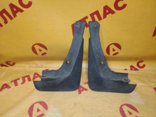 Брызговик передний TOYOTA Ist 2002