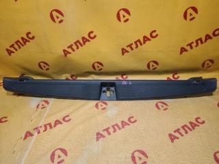 Накладка замка багажника HONDA Stream 2001 контрактная Накладка замка багажника HONDA Stream 2001