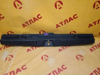 Накладка замка багажника HONDA HR-V 2003 контрактная Накладка замка багажника HONDA HR-V 2003