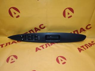 Блок управления стеклоподъемниками правый TOYOTA Ist 2002
