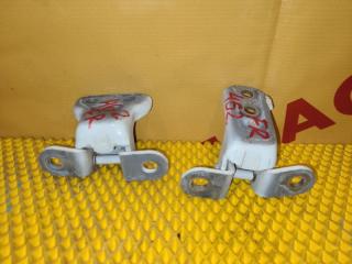 Петля двери передняя правая TOYOTA Camry 2008 контрактная Петля двери передняя правая TOYOTA Camry 2008