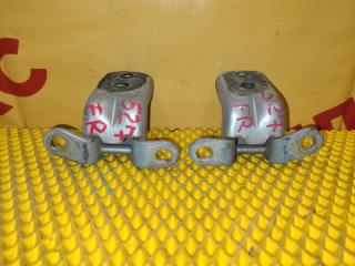 Фото запчасти петля двери передняя правая NISSAN Tiida 2007 контрактная запчасть Запчасть петля двери передняя правая NISSAN Tiida 2007